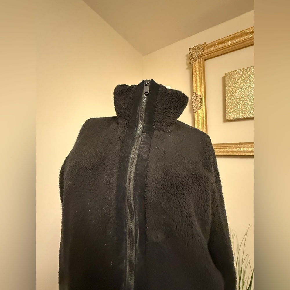 Athleta Tugga Coat Sherpa Fleece Jacket Black Size MP Oversized Long Cozy - Picture 5 of 13